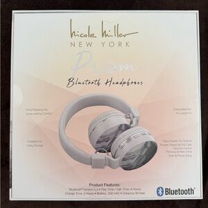 Nicole Miller Bluetooth Headphones
